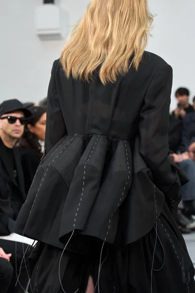 Look 111